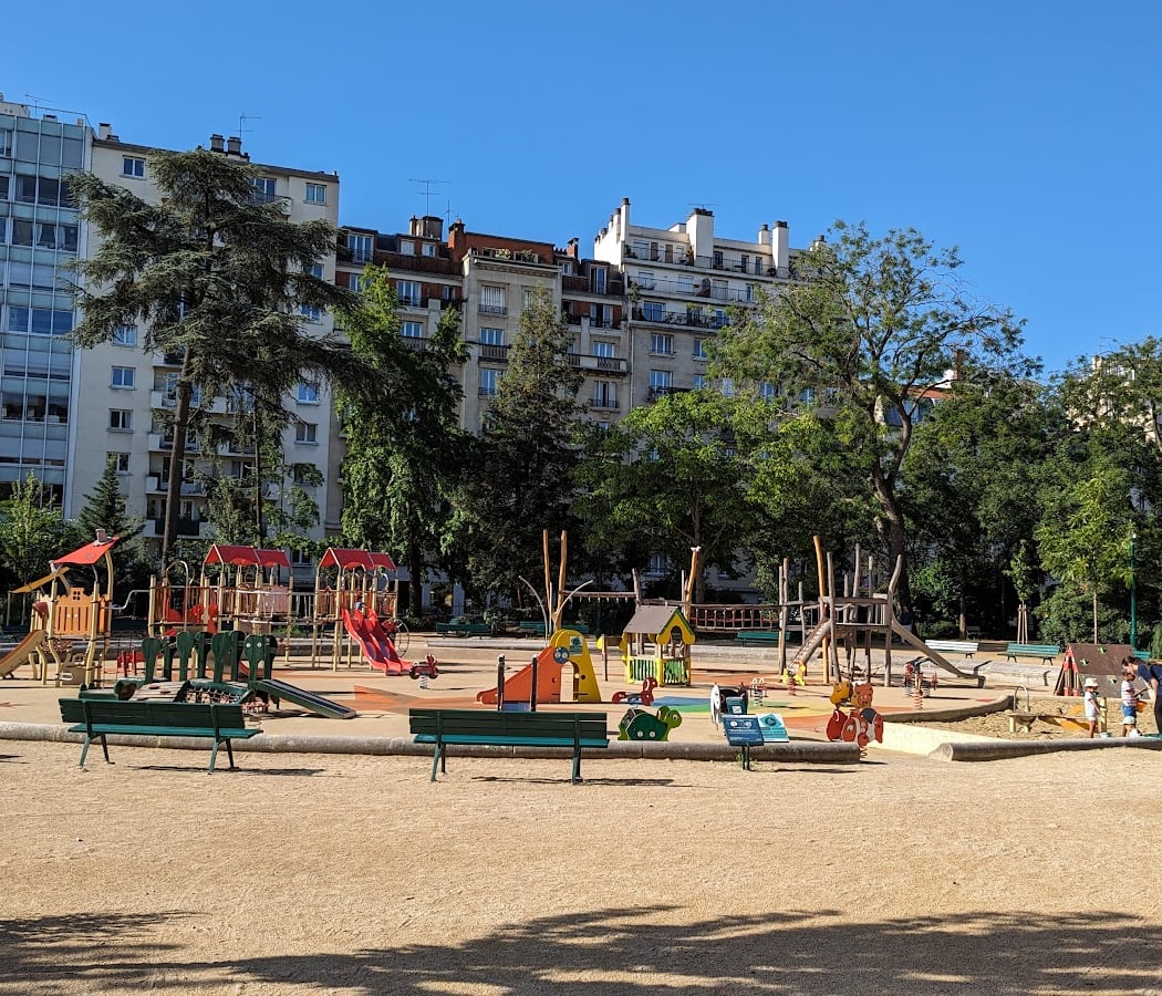 Aire de jeux 1